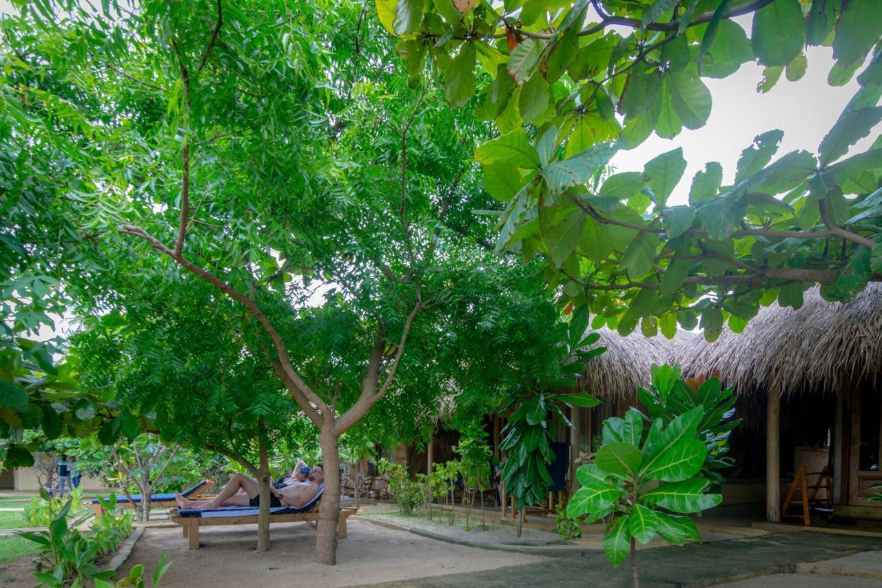 Blue Waters Hotel Arugam Bay Luaran gambar