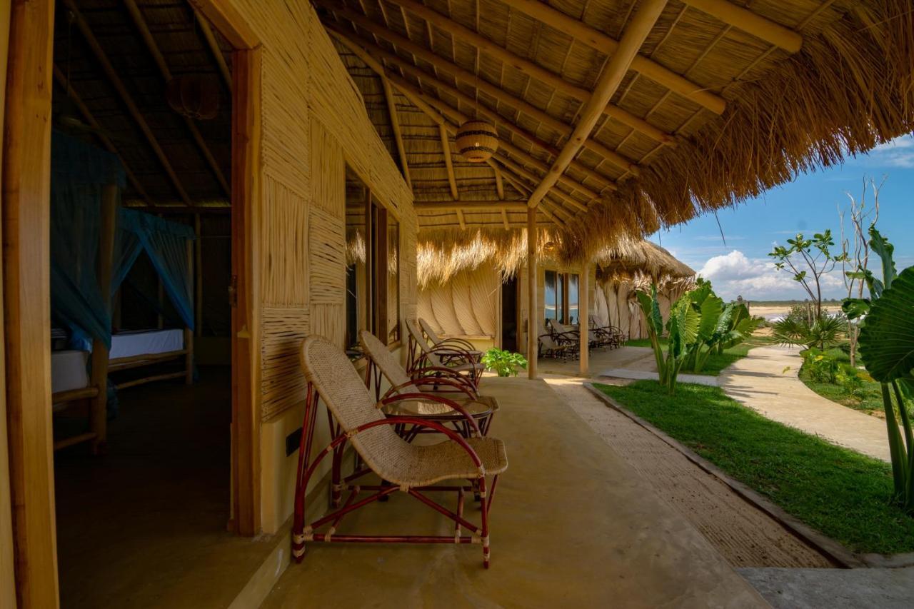 Blue Waters Hotel Arugam Bay Luaran gambar